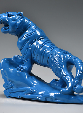 蓝色木质老虎摆件实木雕刻十二生肖木头虎吉祥物木制装饰工艺品