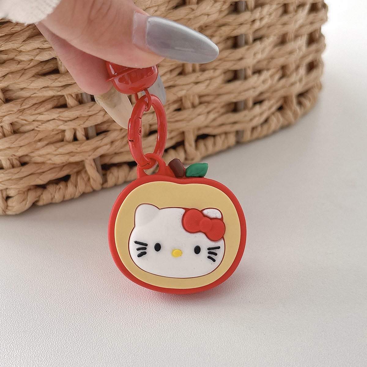 可爱卡通KT猫适用于苹果AirTag保护套软壳少女心儿童定位器防丢失,淘宝优惠券,粉丝福利购,淘宝优惠卷