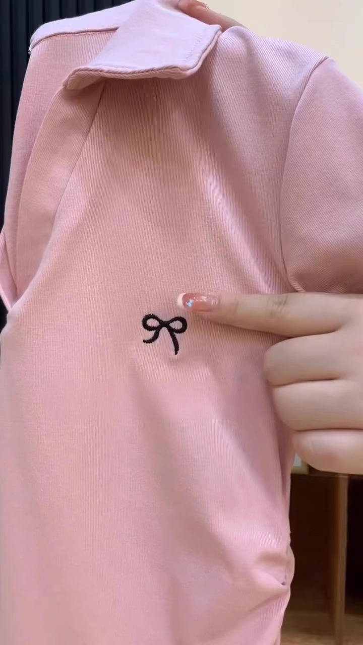 polo衫v领正肩短袖t恤女夏季新款小众设计感褶皱收腰短款辣妹上衣 - 图0