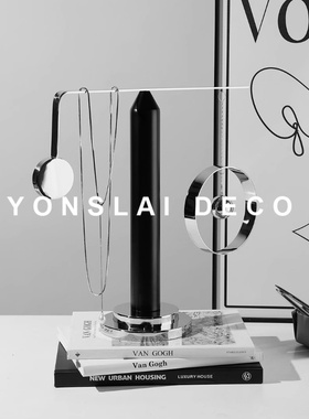 简约轻奢朗宁达铬色首饰架金属