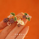 A Shudi Grape Forest Retro Niche Light Luxury Brooch High-end Women's Sweater Suit Corsage Pin Small Fragrance Style