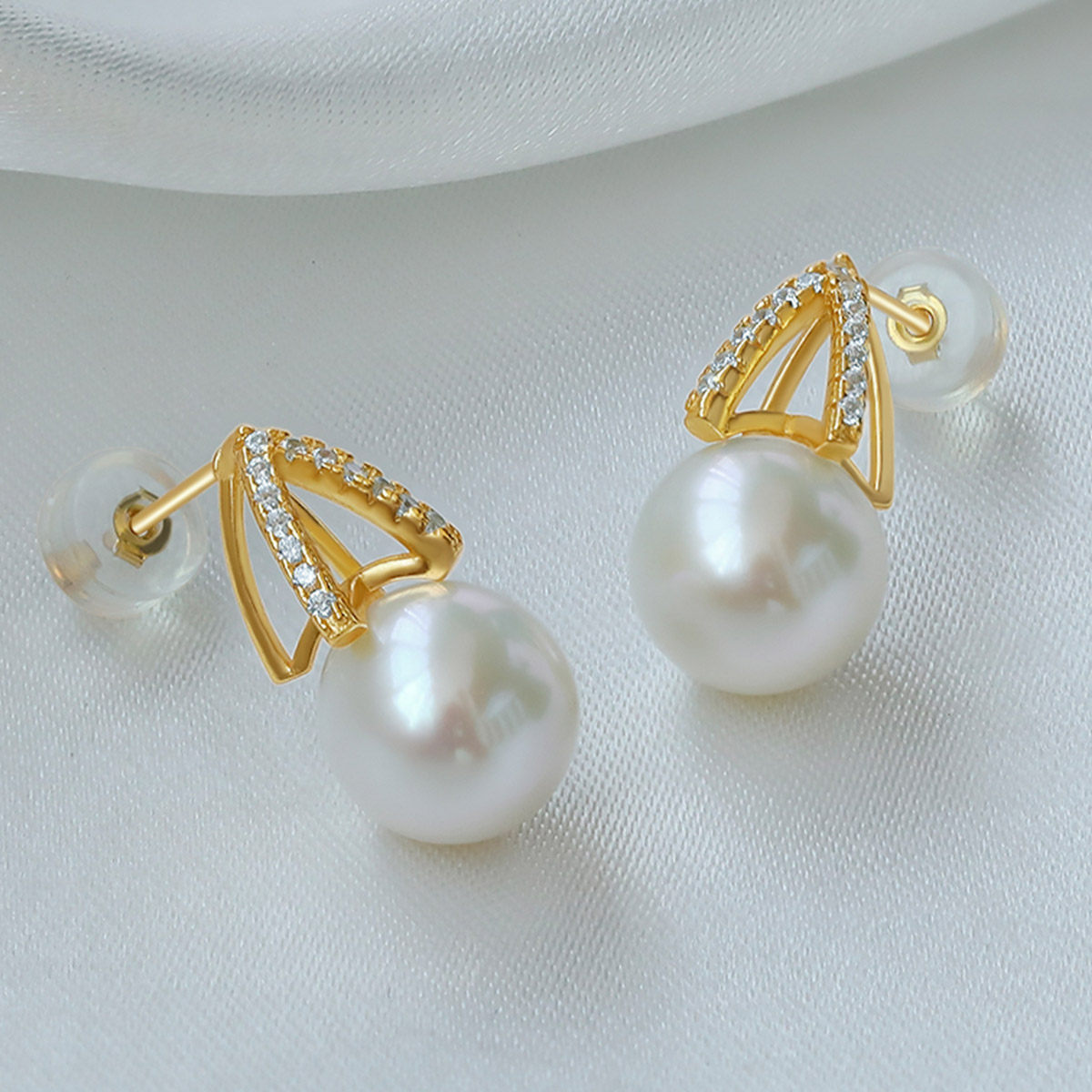 珍珠皇后  淡水珍珠耳饰S925银9-10mm耳钉 近正圆极微瑕,淘宝优惠券,粉丝福利购,淘宝优惠卷