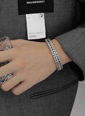 潮男钛钢ins风磁吸扣手链