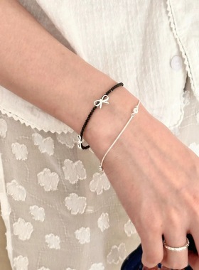 黑色串珠蝴蝶结S925纯银手链女时尚个性手环甜酷辣妹风配饰手饰品