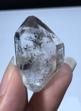 天然赫尔基蒙白水晶闪灵钻标本摆件彩虹活跃黑胆胶花标本摆件