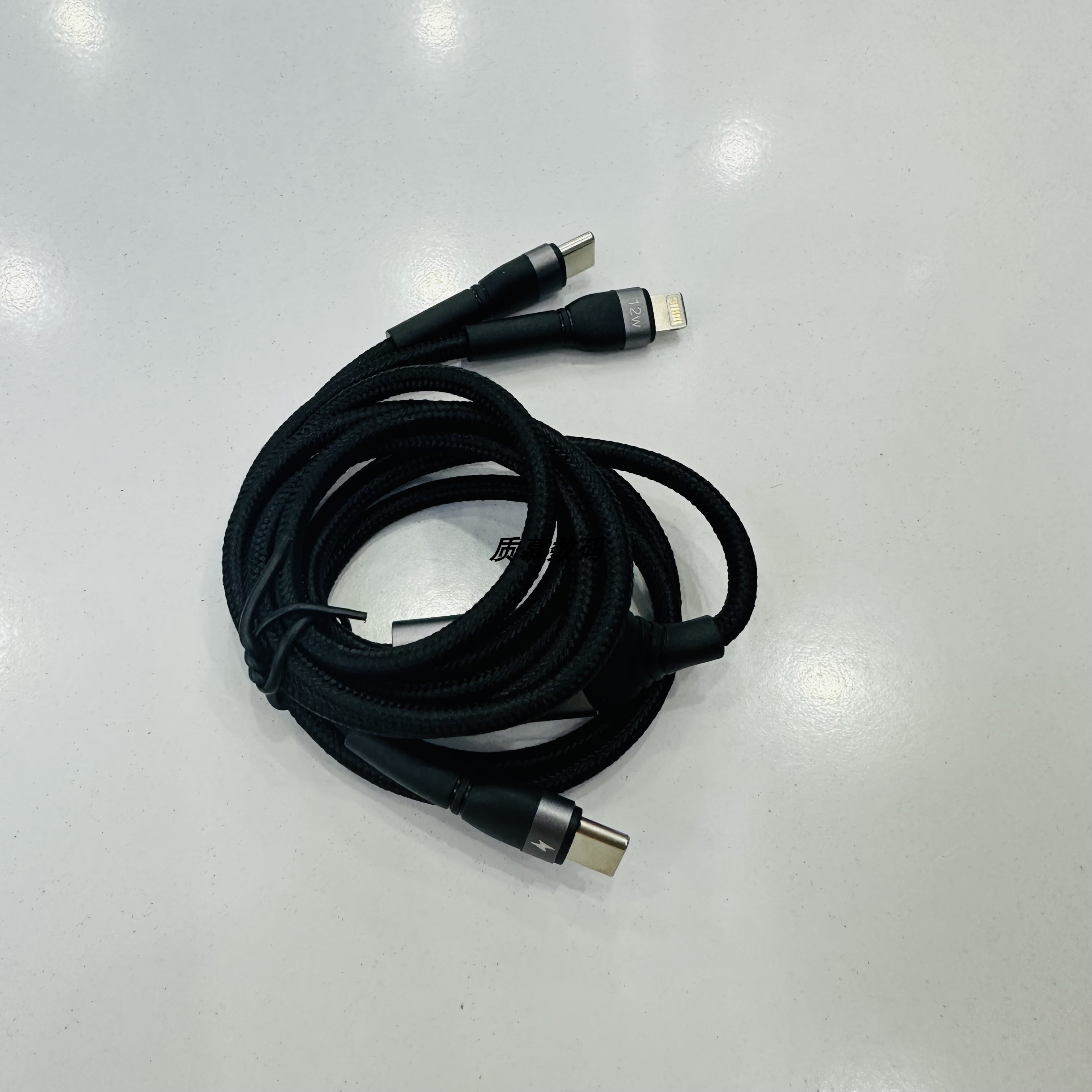 Recci锐思品牌数据线一拖二双口PD65W编织快充适用于15 14Promax手机耐用抗折断快充充电线2025新款 - 图0