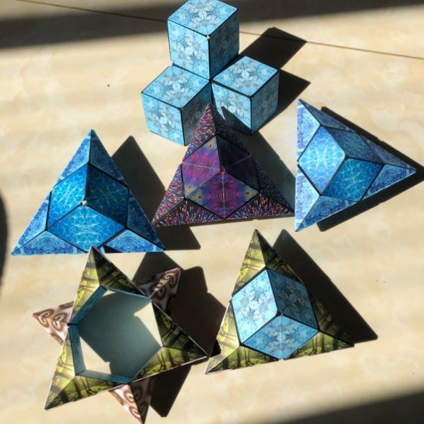 不止72变的磁性3D超炫拼图玩具磁性立体几何积木魔方盒思维训练器-图2