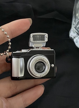 嘻哈闪光小相机卫衣项链女ins网红长款配饰复古个性百搭蹦迪项链