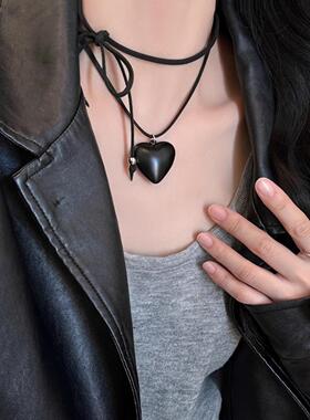 韩国黑色爱心抽拉可调节皮绳长款