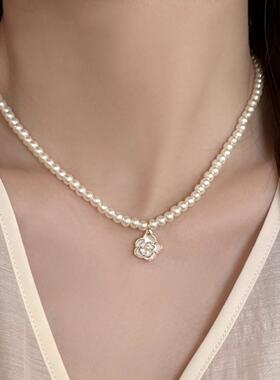 山茶花项链2024新款百搭珍珠颈链