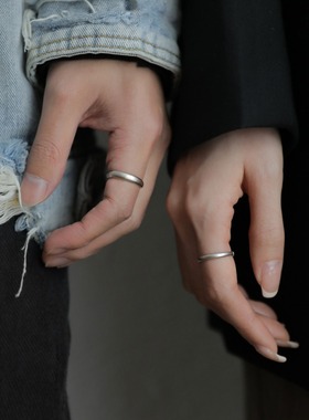 日系CherryKoko磨砂素圈镀银戒指女小众设计高级感对戒情侣款