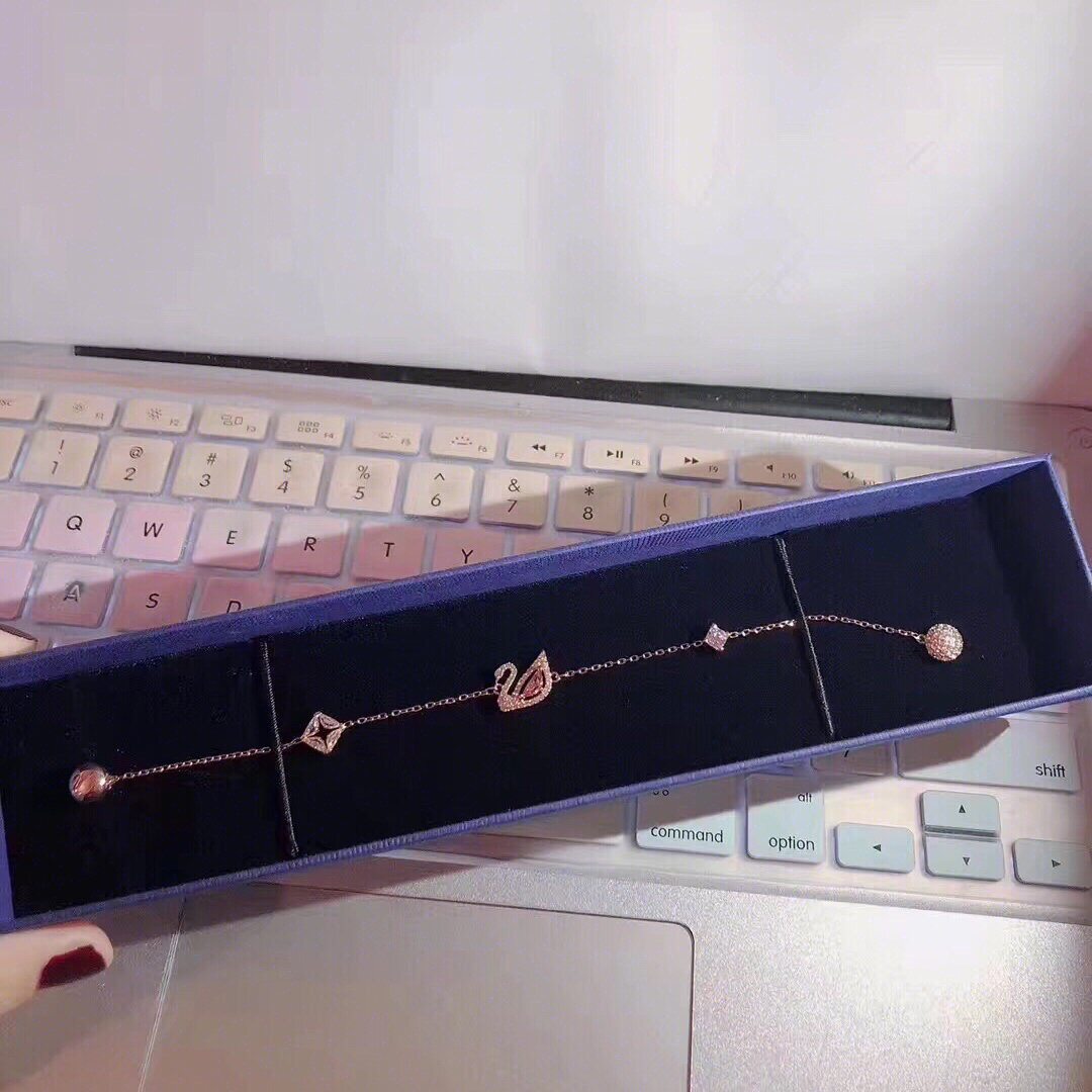 小红书新款纯银镀玫瑰金浪漫隐形磁 隽扬手链