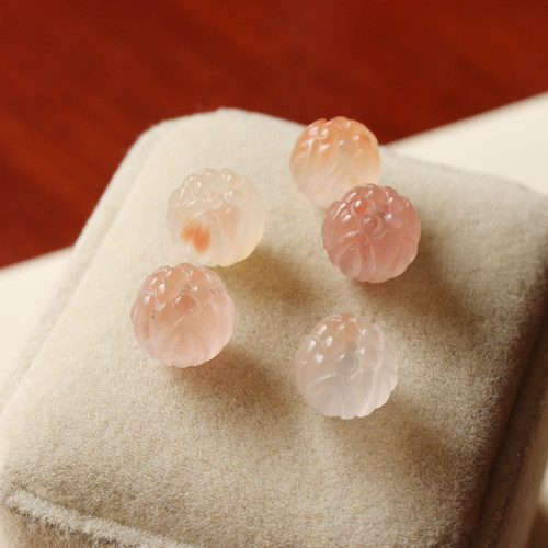 天然南红冰飘雕刻莲花珠散珠冰红玛瑙配饰diy手工配件好运莲莲珠 - 图0