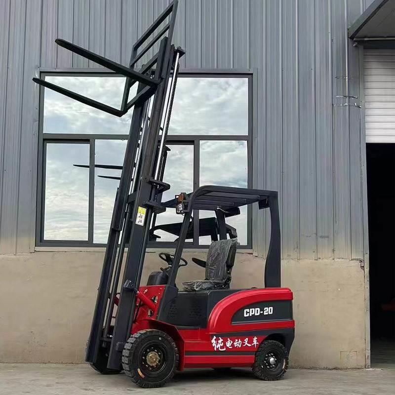 出口意大利1.5TElectric forklift truck 轮式电动叉车货站搬运 - 图0