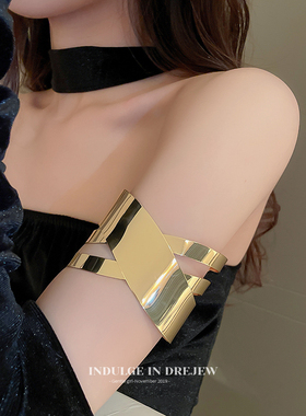 夸张金属手镯女轻奢小众设计感时尚手环2026新款爆款高级感手饰