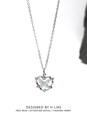 小红书同款渐变蝴蝶爱心项链