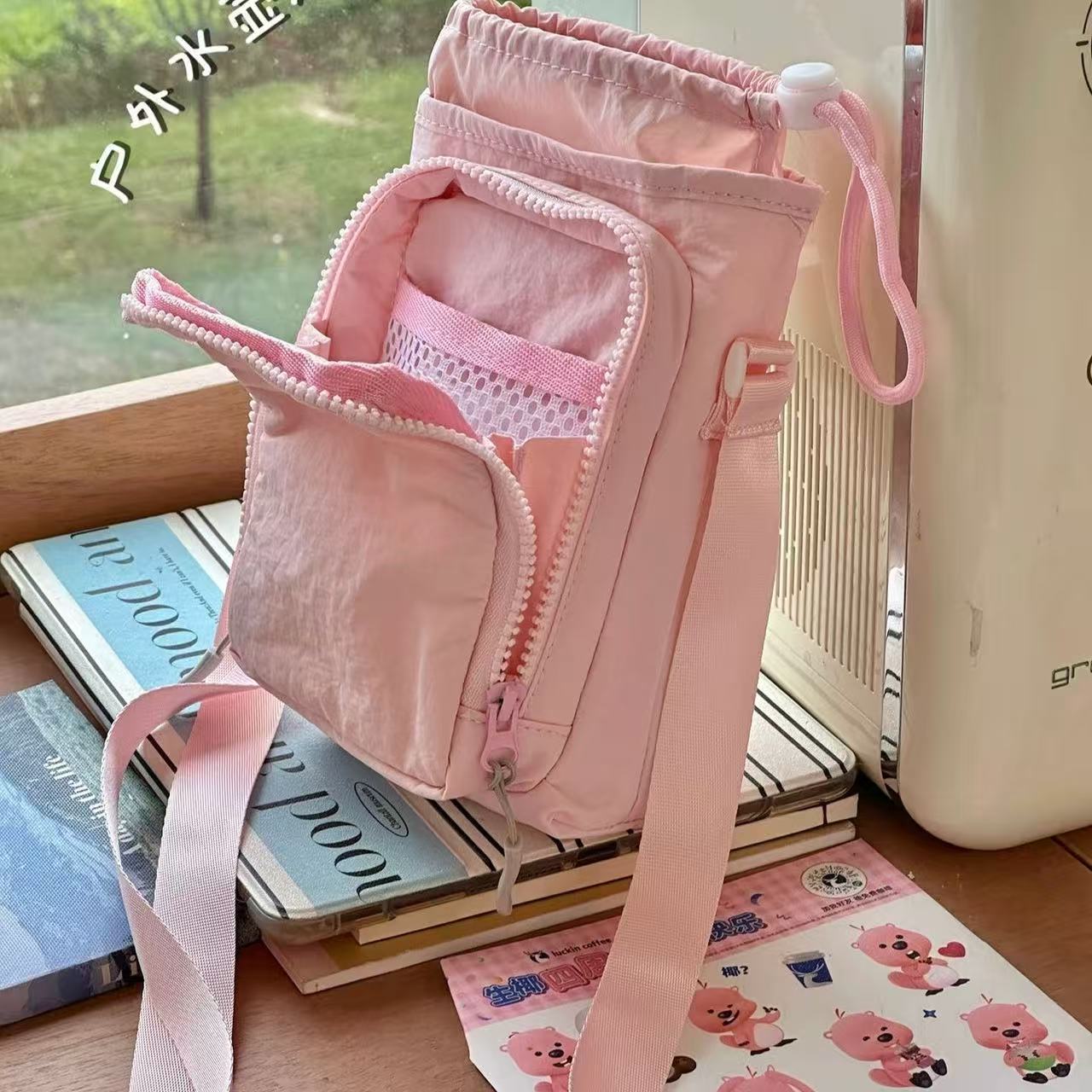 Spring outing lightweight mobile phone bag crossbody bag male and female student water bottle bag outdoor sports portable shoulder bag water cup small bag