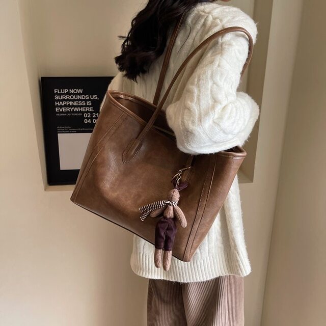 Casual Retro Tote Bag Women's Bag Autumn and Winter 2025 New Trendy Korean Versatile Tote Bag Large Capacity Commuting Bag
