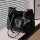 High-end versatile women's bag 2025 new cross-body portable commuter tote bag large capacity student school shoulder bag