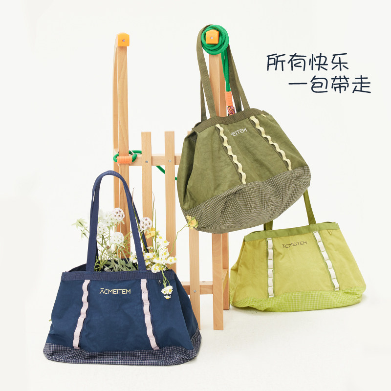 ACMEITEM outdoor sports and leisure bag large capacity lightweight fitness shoulder bag