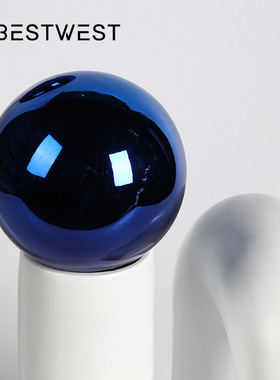 北欧抽象几何弯曲树脂艺术摆件