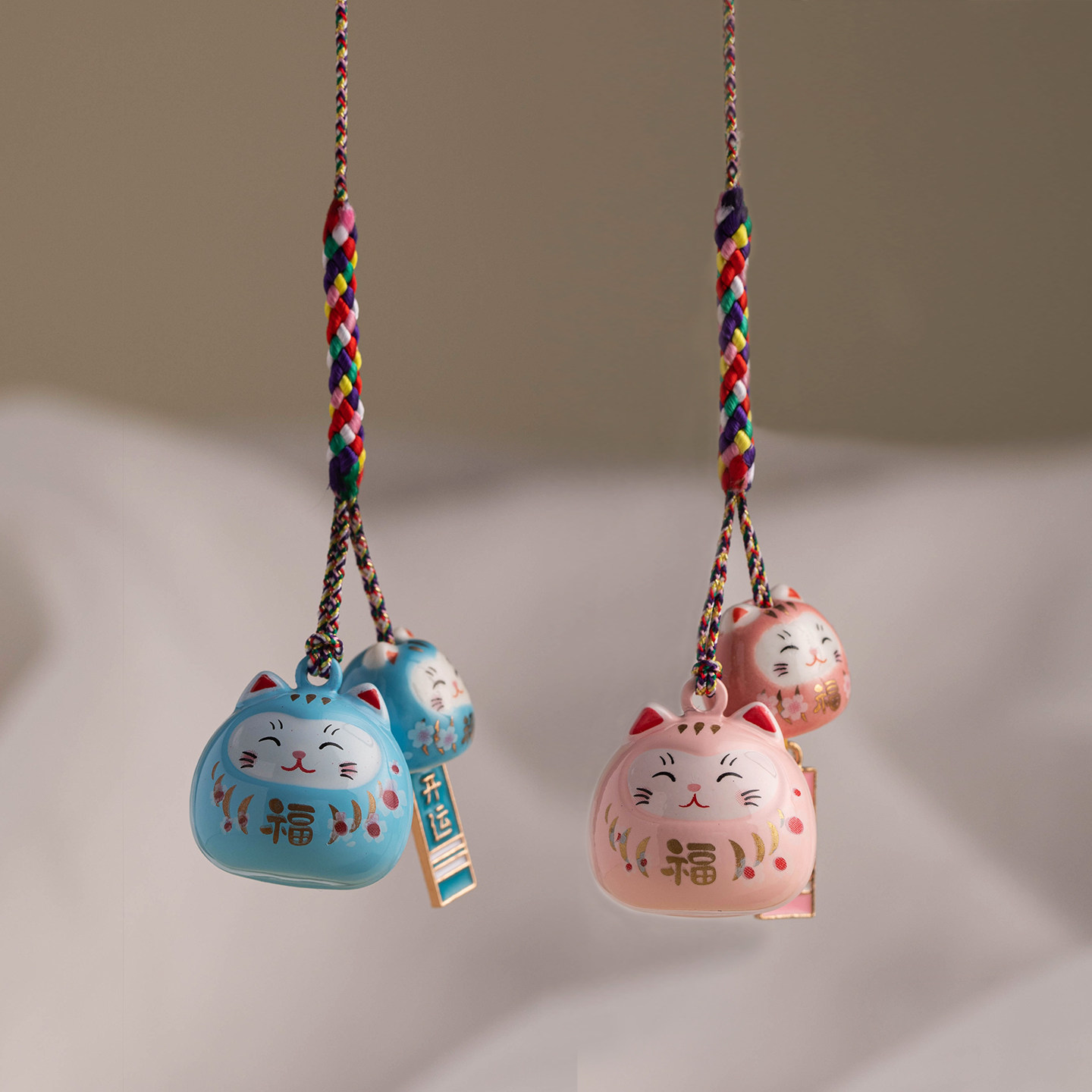 琼睿新款招财猫手机链挂饰绳可爱日式水音铃铛手机包包挂件女U盘吊坠可爱挂饰钥匙扣小挂件高级挂绳精致礼物,淘宝优惠券,粉丝福利购,淘宝优惠卷