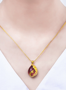 项链女款2025新款网红沙金仿玉民族风百搭项饰绿色红色水滴孔雀项