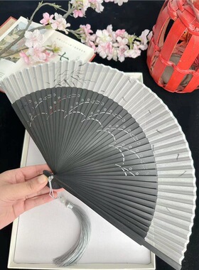 古风扇子折叠绫绢竹复古6寸纯色麦穗雕花镂空米白色折扇旗袍夏季