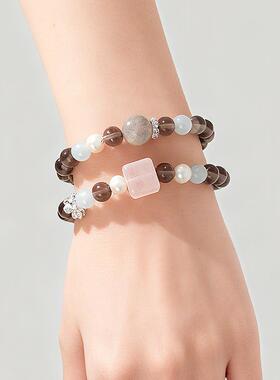 2026天然方糖粉晶拼接海蓝宝手链时尚清晰显白三瓣草串珠手串水晶