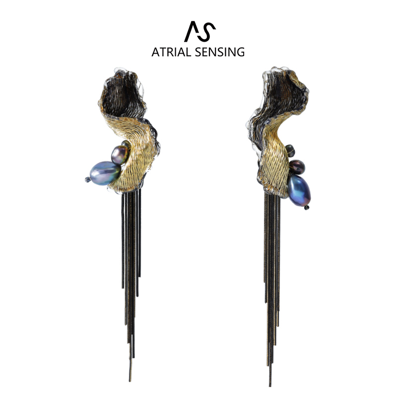 【明星同款】ATRIAL SENSING黑金繁花高级天然异形珍珠流苏耳环长 - 图2