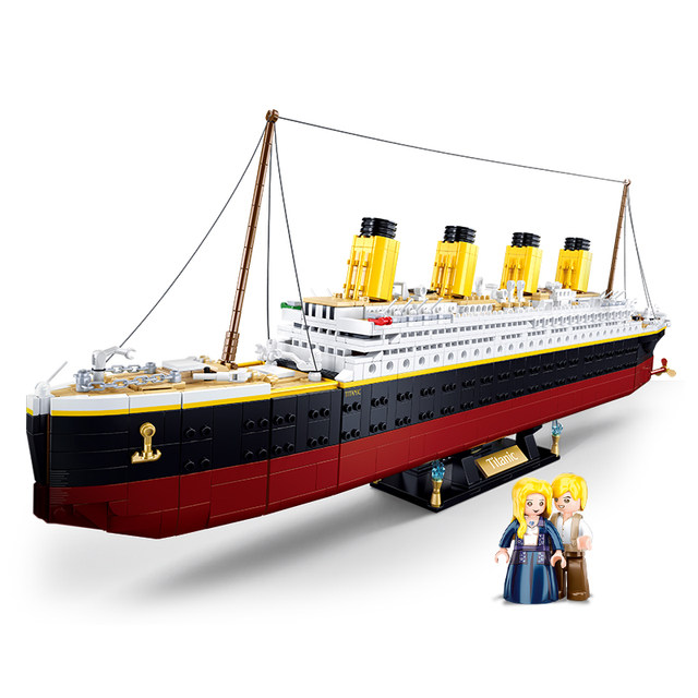 Titanic huge ship model is very difficult