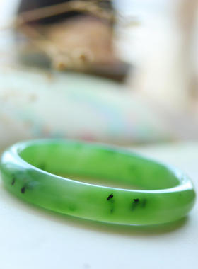 和田碧玉手镯高品质玉石猕猴桃玉镯女款玉质油润卡55.52天鉴赏期