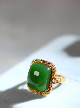 和田玉戒指高品质玉石碧玉粉绿吊坠男女款9g2天鉴赏期带证书