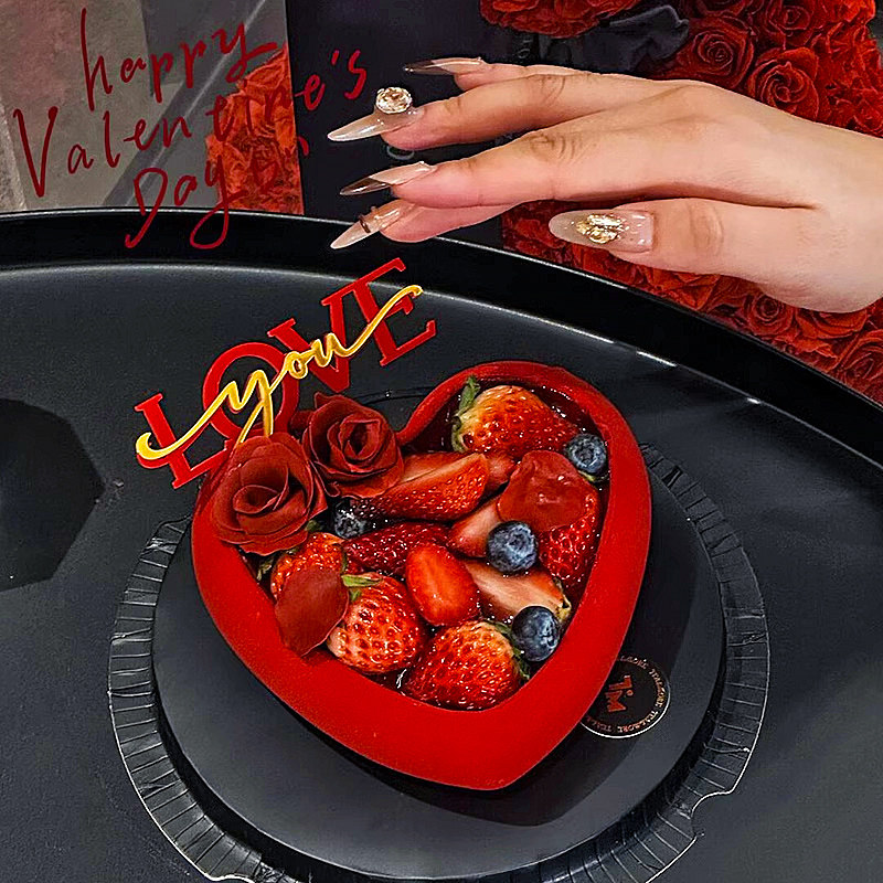 爱心巧克力壳情人节莓果之心蛋糕装饰红心形空壳情侣告白甜品摆件