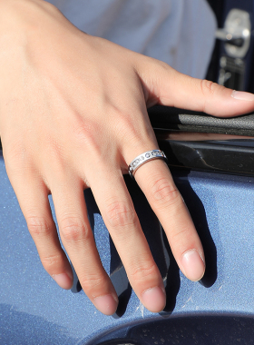 莫桑石戒指男高级感轻奢单身食指