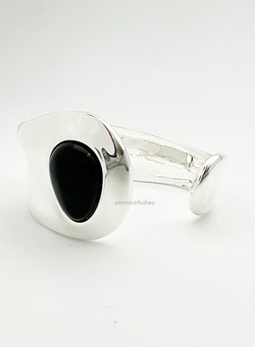 黑色天然石镶嵌宽面手镯