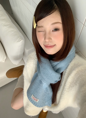 蓝色针织保暖百搭围巾