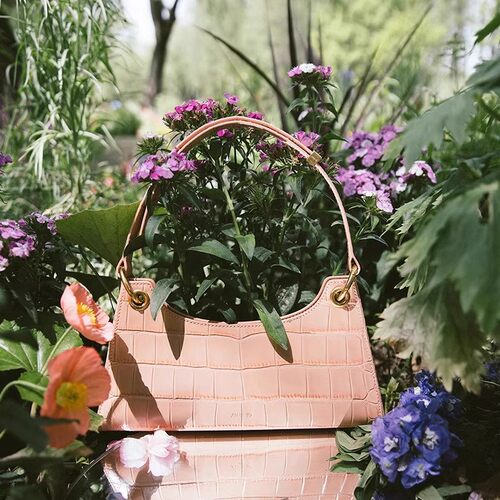 Apede Mod/刘亦菲钟楚曦明星同款渐变色鳄鱼纹牛皮腋下包青蛙包女 - 图3