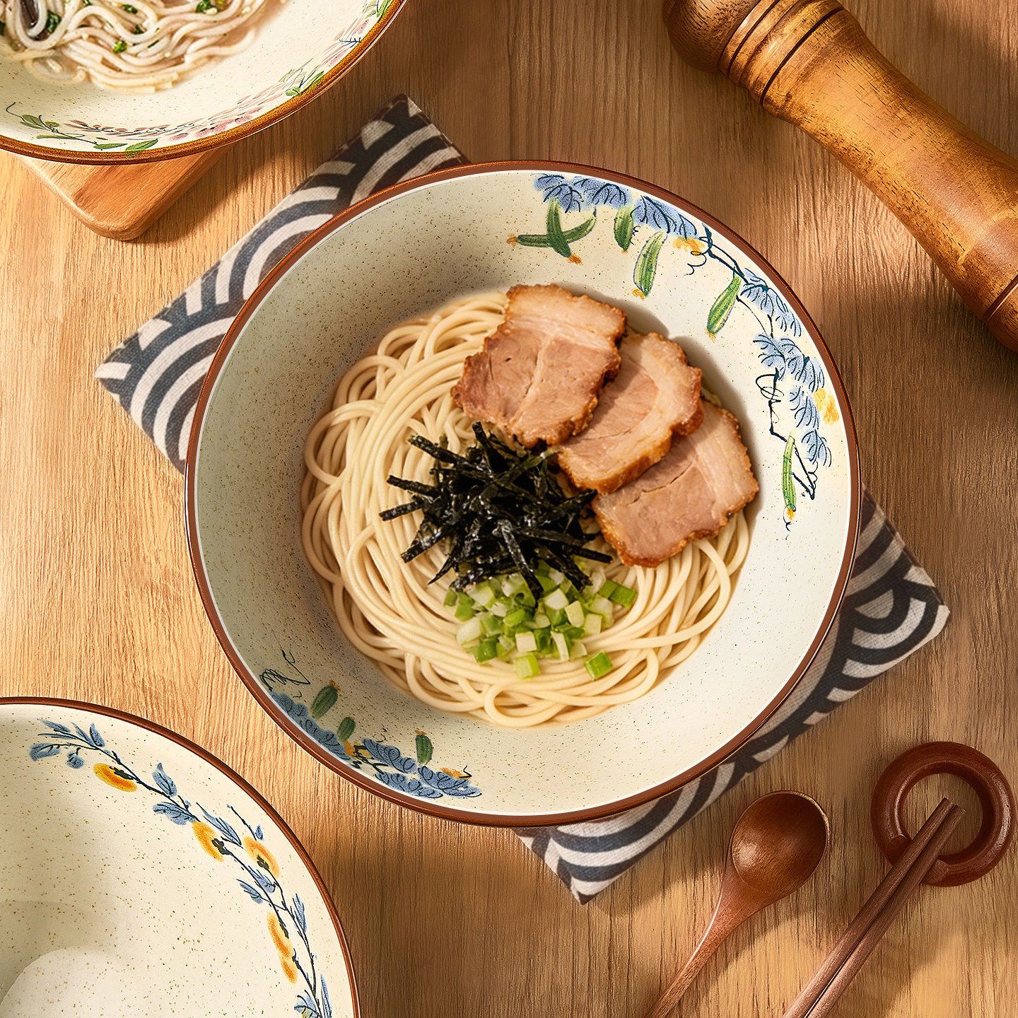 中式复古斗笠面碗家用2026新款陶瓷吃面碗釉下彩拉面碗面条碗,淘宝优惠券,粉丝福利购,淘宝优惠卷