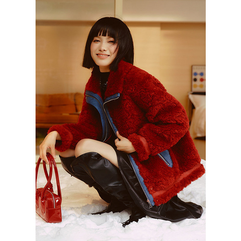 EF复古撞色拼接口袋设计羊羔毛大衣2025冬季新款保暖短款外套,淘宝优惠券,粉丝福利购,淘宝优惠卷