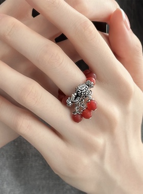 925银狮子踩绣球圆珠弹力绳戒指