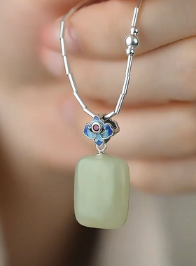 925银新中式和田碧玉无事牌吊坠