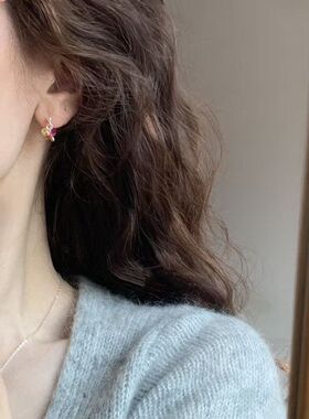 超仙彩色耳夹饰品女多巴胺耳钉甜美少女风精致小巧百搭款日常通勤