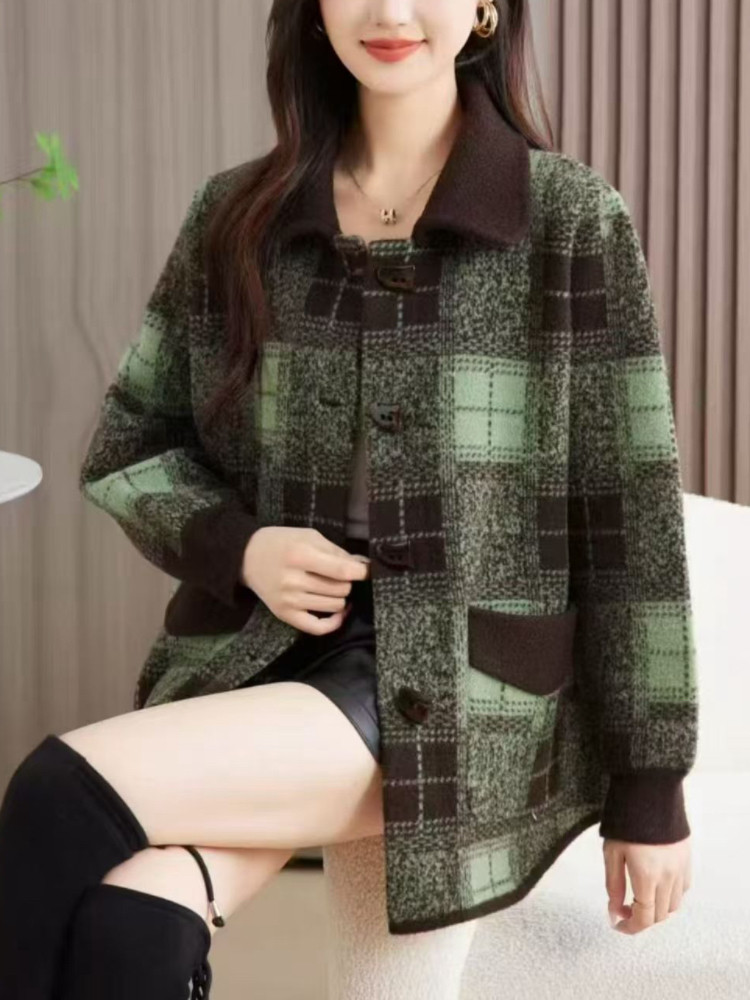 春秋季中老年宽松翻领女士外套上衣时尚妈妈装显瘦洋气格子夹克潮