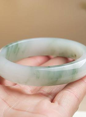 老凤?天然天山翠雪翠飘花玉手镯女手镯正品玉石镯子带真玉