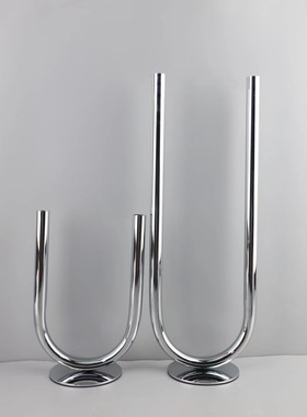 现代简约金属U形烛台工艺品北欧创意家居桌面客厅房间装饰品摆件