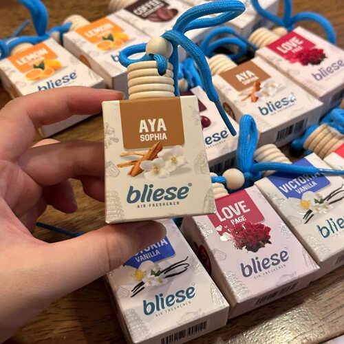 真的好好闻！马来西亚Bliese车载香薰卫生间衣柜挂式香水清新持久 - 图0
