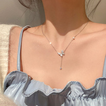 Van system glance at the butterfly lock bone chain woman 925 pure silver light and luxurious small crowdnecklace 2023 New