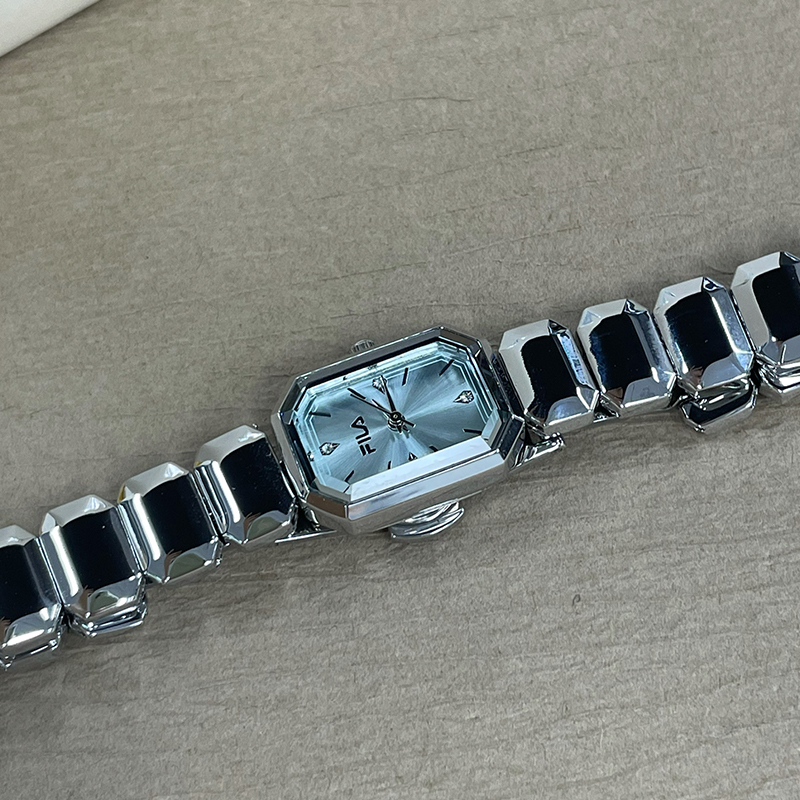 FILA斐乐女款手表小冰糖轻奢小众女士学生考试石英表生日礼物6751 - 图0