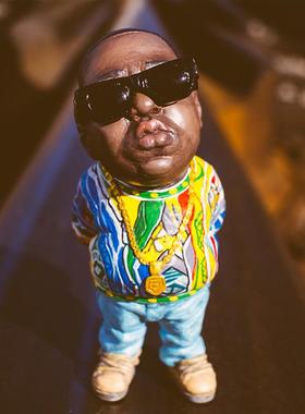 新款纪念传奇人物树脂工艺品摆件创意家居办公室桌面摆件人物雕像